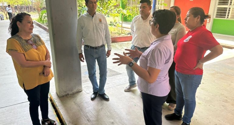 Supervisa rectora de UNICACH Fanny López Jiménez, instalaciones de sedes en Mapastepec y Huixtla