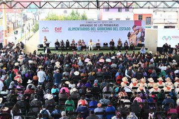 Eduardo Ramírez impulsa la prosperidad de Chanal con programas alimentarios y obras sociales