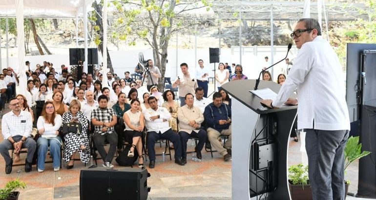 Crece matrícula de la licenciatura en Enseñanza del Inglés que imparte la UNACH en Tuxtla Gutiérrez Crece matrícula de la licenciatura en Enseñanza del Inglés que imparte la UNACH en Tuxtla Gutiérrez