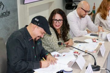 Participa UNICACH en reinstalación de la Comisión Interinstitucional que fortalece formación de recursos humanos en salud Participa UNICACH en reinstalación de la Comisión Interinstitucional que fortalece formación de recursos humanos en salud