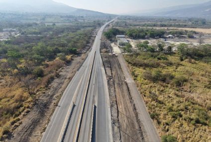 Eduardo Ramírez inicia construcción de la ciclovía más grande del sur de México