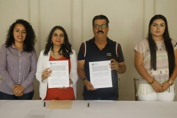 Magaly Arellano, titular del TEECH firma en 𝐓𝐨𝐧𝐚𝐥𝐚́ 𝐜𝐨𝐧𝐯𝐞𝐧𝐢𝐨 𝐡𝐢𝐬𝐭𝐨́𝐫𝐢𝐜𝐨 para combatir la violencia política contra las mujeres Magaly Arellano, titular del TEECH firma en 𝐓𝐨𝐧𝐚𝐥𝐚́ 𝐜𝐨𝐧𝐯𝐞𝐧𝐢𝐨 𝐡𝐢𝐬𝐭𝐨́𝐫𝐢𝐜𝐨 para combatir la violencia política contra las mujeres