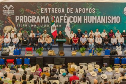 Eduardo Ramírez lleva apoyos del programa Café con Humanismo a cafeticultores de la Sierra
