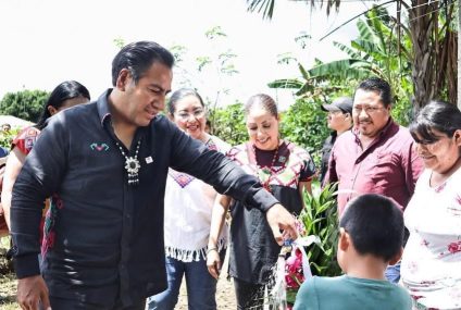 Eduardo Ramírez Aguilar inaugura sistema de agua potable en Frontera Corozal, Ocosingo