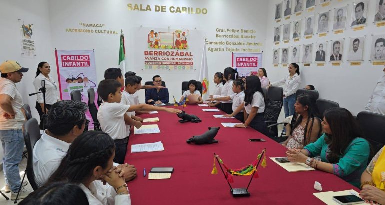 IEPC lleva Cabildo infantil a Berriozábal y sesionan en la sede del Ayuntamiento