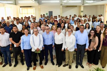 Entregan reconocimientos a 90 docentes de la UNACH acreditados como integrantes del Sistema Estatal de Investigadores