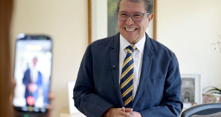 Ricardo Monreal recibe propuesta del Consejo General del INE en materia electoral Ricardo Monreal recibe propuesta del Consejo General del INE en materia electoral
