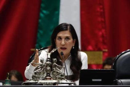 Kenia López Rabadán invita a la nueva presidenta de Morena a poner punto y aparte en el uso de los programas sociales