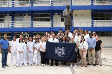 Visitan estudiantes de Estados Unidos el Campus IV de la UNACH Visitan estudiantes de Estados Unidos el Campus IV de la UNACH