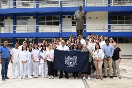 Visitan estudiantes de Estados Unidos el Campus IV de la UNACH