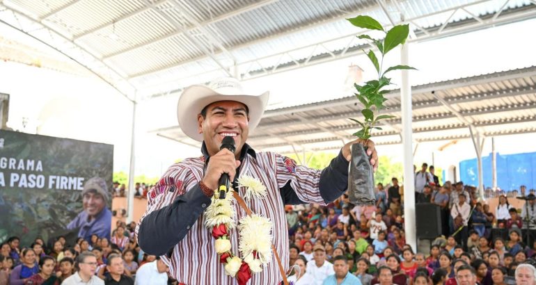 Del olvido a la prosperidad, Eduardo Ramírez impulsa acciones para transformar a Pantelhó Del olvido a la prosperidad, Eduardo Ramírez impulsa acciones para transformar a Pantelhó
