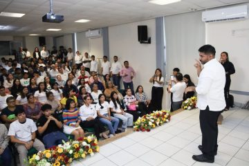 Refrenda Secretaría de Educación compromiso con la comunidad sorda y la transformación social Refrenda Secretaría de Educación compromiso con la comunidad sorda y la transformación social