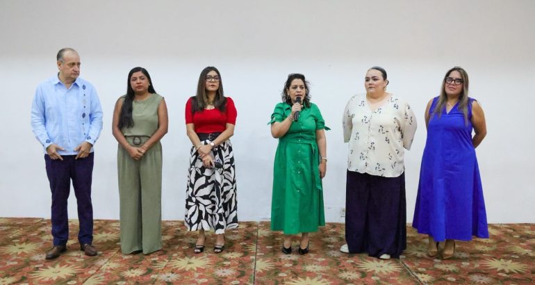 IEPC festeja a padres en su día con un desayuno