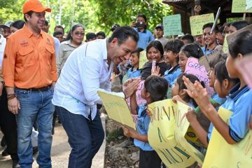 Eduardo Ramírez lleva infraestructura médica y vial a comunidades de Las Margaritas y Maravilla Tenejapa Eduardo Ramírez lleva infraestructura médica y vial a comunidades de Las Margaritas y Maravilla Tenejapa