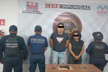 Se hacían pasar por «policías» y fueron detenidos con armas prohibidas y por uso indebido de insignias y condecoraciones Se hacían pasar por «policías» y fueron detenidos con armas prohibidas y por uso indebido de insignias y condecoraciones