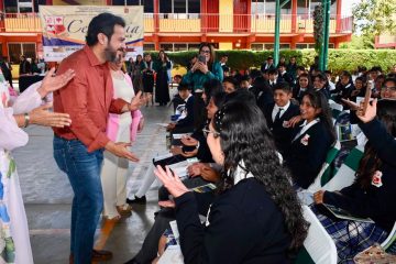 Ningún joven atrás: egresan estudiantes tsotsiles y tseltales con apoyos para continuar sus estudios Ningún joven atrás: egresan estudiantes tsotsiles y tseltales con apoyos para continuar sus estudios