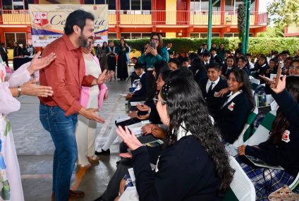 Ningún joven atrás: egresan estudiantes tsotsiles y tseltales con apoyos para continuar sus estudios