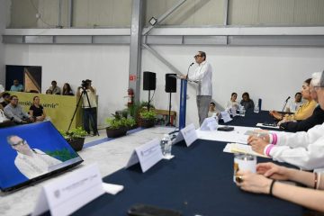 Imparten en la UNACH conferencia magistral sobre la universidad del futuro
