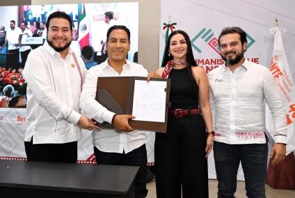 Eduardo Ramírez fortalece atención al magisterio y entrega apoyos del programa Cuidar es Amar