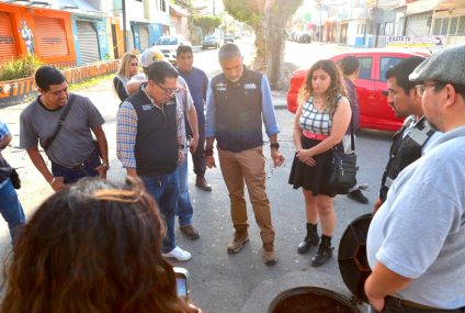 Junto a vecinas y vecinos, Angel Torres inicia obra que resolverá socavón y problemas de drenaje en Barrio Colón