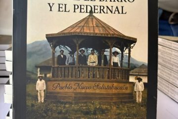 Presentan el libro “Entre el Barro y el Pedernal” en Pueblo Nuevo Solistahuacán, Chiapas Presentan el libro “Entre el Barro y el Pedernal” en Pueblo Nuevo Solistahuacán, Chiapas