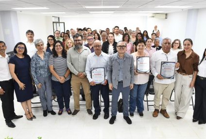 Reconoce UNACH el legado de los fundadores del Doctorado en Estudios Regionales