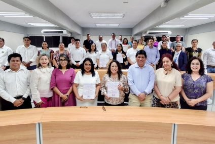 Presentan informes de actividades de Ciencias Administrativas y Ciencias Biológicas de la UNICACH