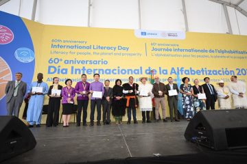 Unesco reconoce a los gobiernos de México y Chiapas por alfabetizar