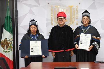 Se gradúan las primeras doctoras del programa de colaboración académica entre la UNACH y la USAC de Guatemala Se gradúan las primeras doctoras del programa de colaboración académica entre la UNACH y la USAC de Guatemala